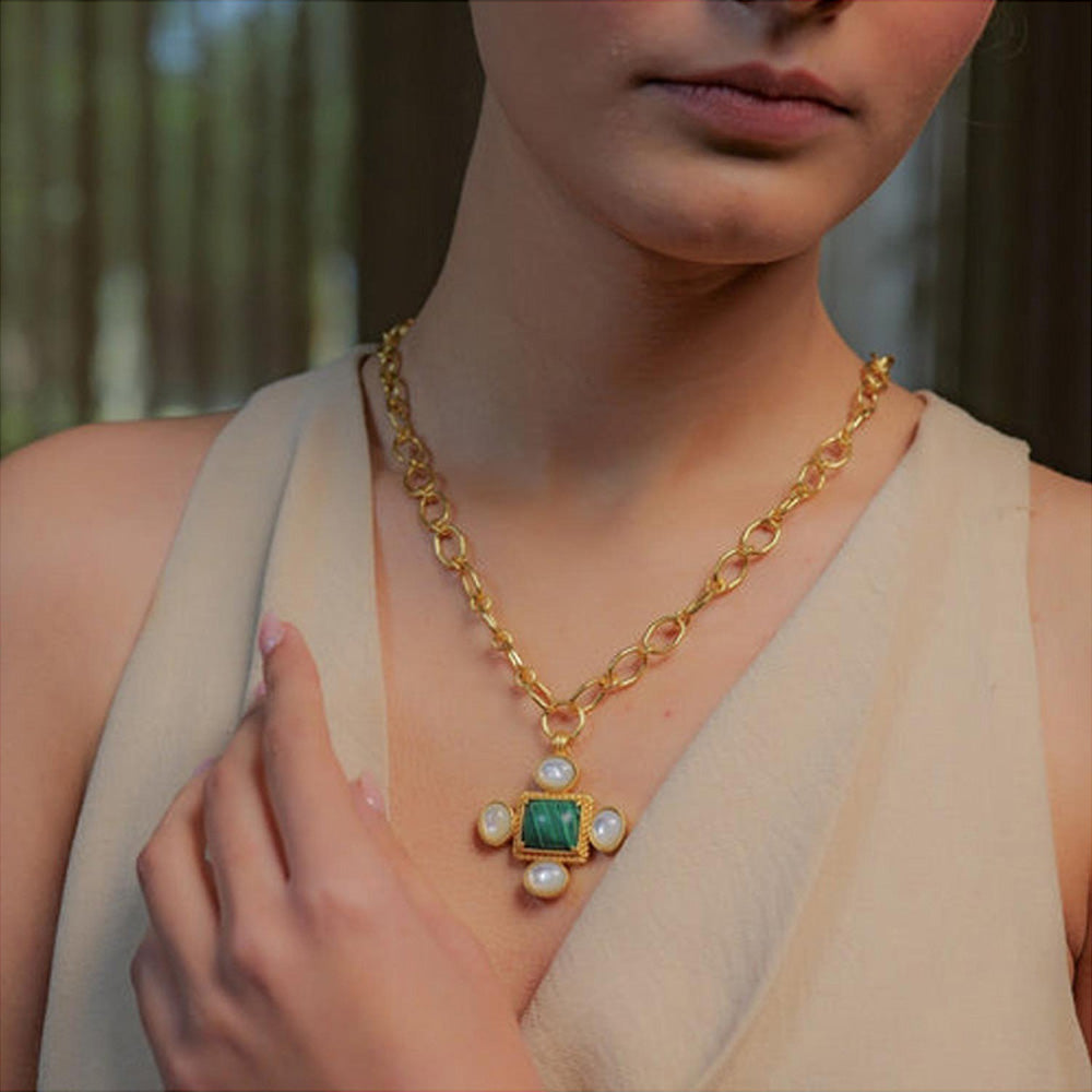 ZARIIN Cruise Therapy Pendant Necklace