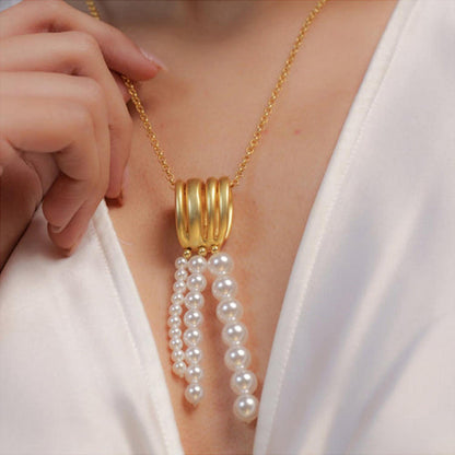 ZARIIN Scent Of The Sea Pearl Pendant Necklace