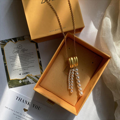ZARIIN Scent Of The Sea Pearl Pendant Necklace