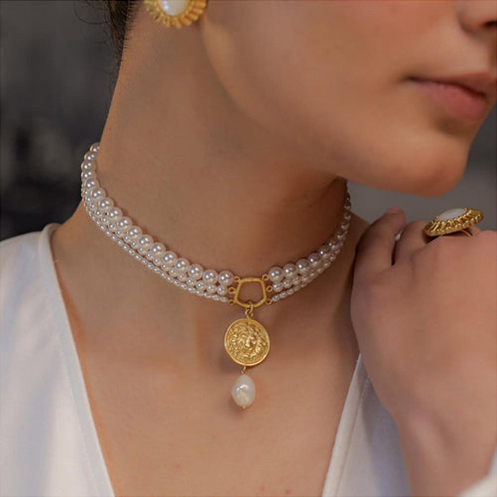 ZARIIN Roaring To Go Pearl Necklace