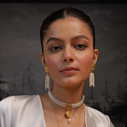 ZARIIN Roaring To Go Pearl Necklace