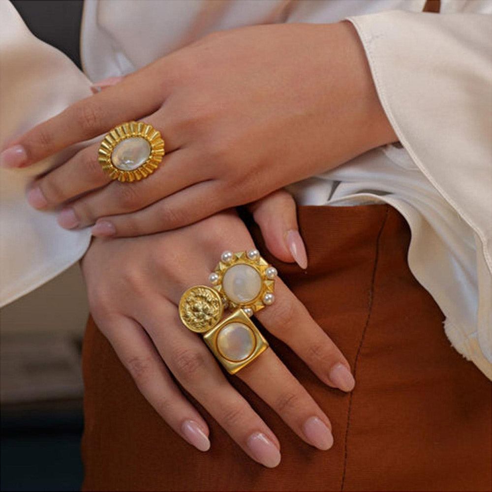 ZARIIN Sunny Getaway Ring