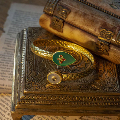 ZARIIN Old Meets New Green Onyx Cuff Bracelet