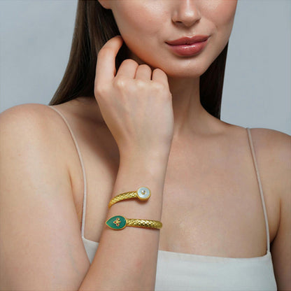 ZARIIN Old Meets New Green Onyx Cuff Bracelet