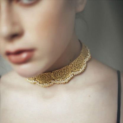 ZARIIN Look At Me Choker