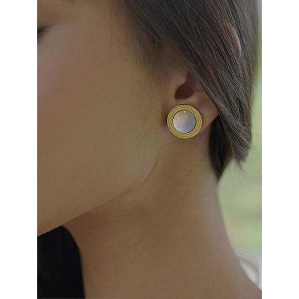 ZARIIN Tranquil Life Stud Earrings With Mother Of Pearl - Creation