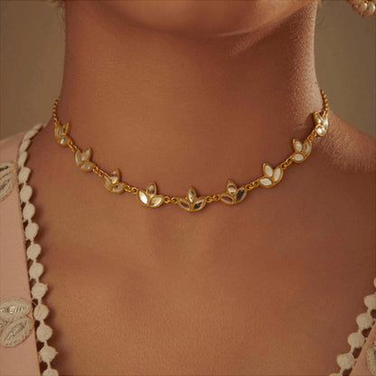 ZARIIN Padma Necklace With Mirror Polki