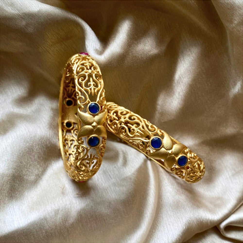 ZARIIN Delicate Grace Kada Bangle