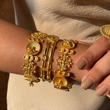 ZARIIN Divine Charm Bangle