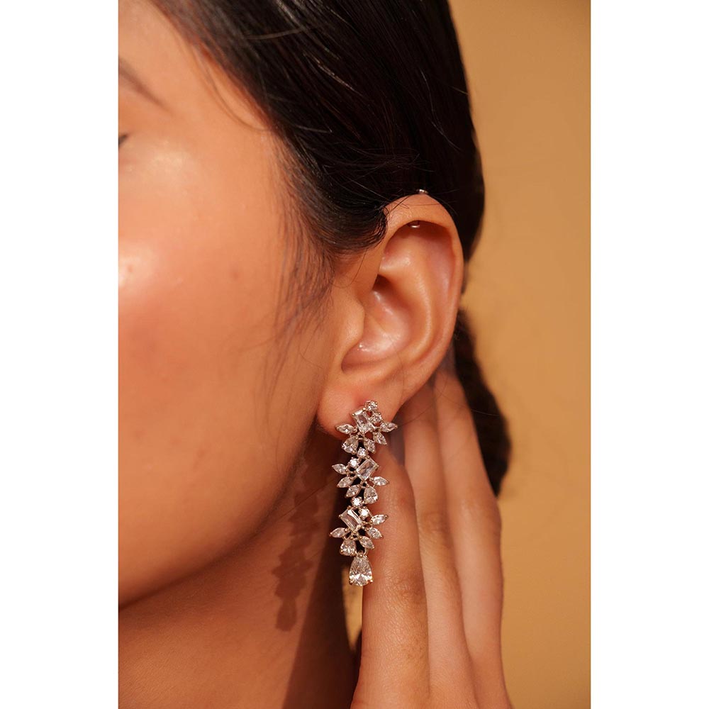 Zevar By Geeta Aakshi Necklace With Pair Of Earring