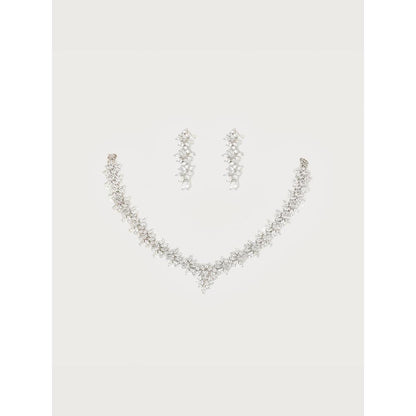 Zevar By Geeta Aakshi Necklace With Pair Of Earring