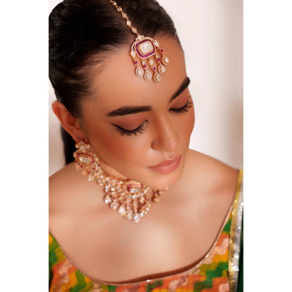 Zevar By Geeta Ihita Pink Kundan Choker with Pair Of Earrings and Maang Tikka