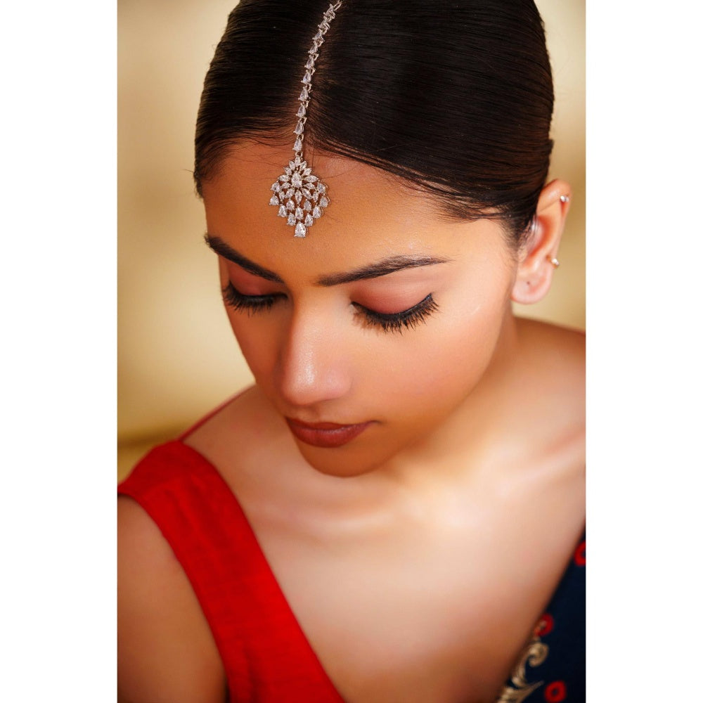 Zevar By Geeta White Naksh Diamond Maang Tikka