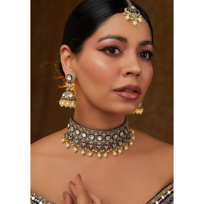 Zevar By Geeta Blue Mihika Pearl Kundan Necklace with Pair Of Earrings and Maang Tikka