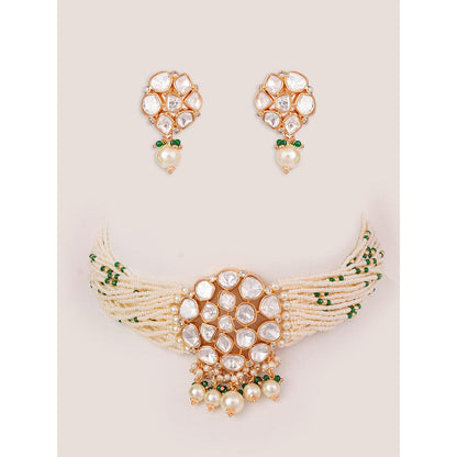 Zevar By Geeta Vrishti Green Kundan Choker with Pair Of Earrings