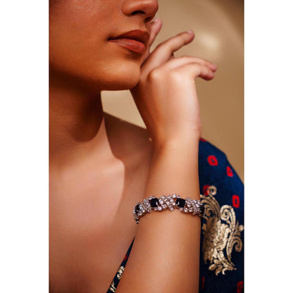 Zevar By Geeta Blue Hiya Diamond Kada