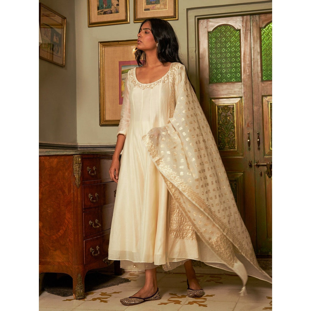 Zoon Ivory Chanderi Anarkali Kurta in with Pant and Dupatta (Set of 3)
