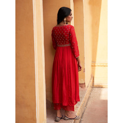 Zoon A Red Kurta in Silk Paired with Matching Silk Organza Dupatta and Pant (Set of 3)