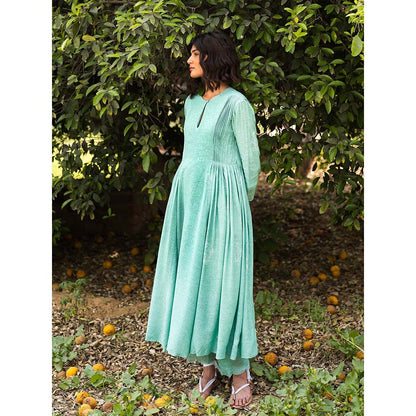 Zoon A Mint Green Floral Printed Kurta and Dupatta (Set of 2)