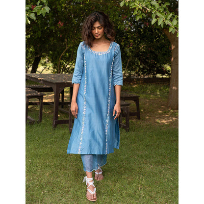 Zoon Blue Embroidered- Sequined Kurta with Pant and A Pure Organza Silk Dupatta (Set of 3)
