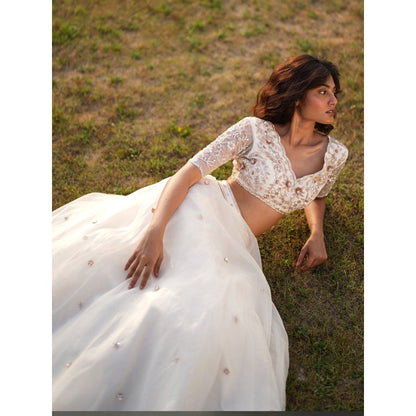 Zoon An Ivory Embroidered- Sequined Lehenga with Blouse and Dupatta (Set of 3)