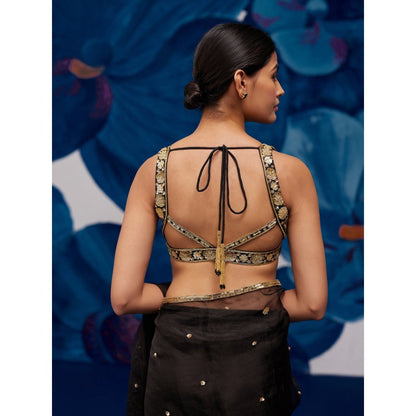 Zoon A Black Saree with A Matching intricate Aari Hand Embroidery Stitched Blouse