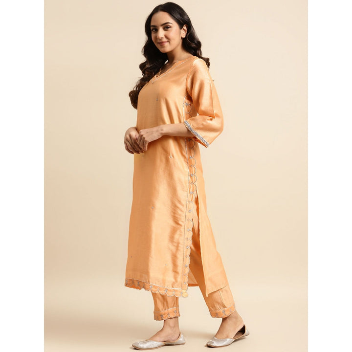 Zuri Orange Scalloped Zari Embroidered Chanderi with Embroidered Pant and Dupatta - Set of 3