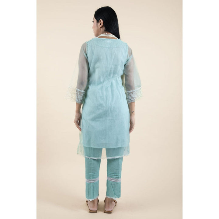 Zuri Sea Green Embroidered Organza Kurta Paired With Matching Pants