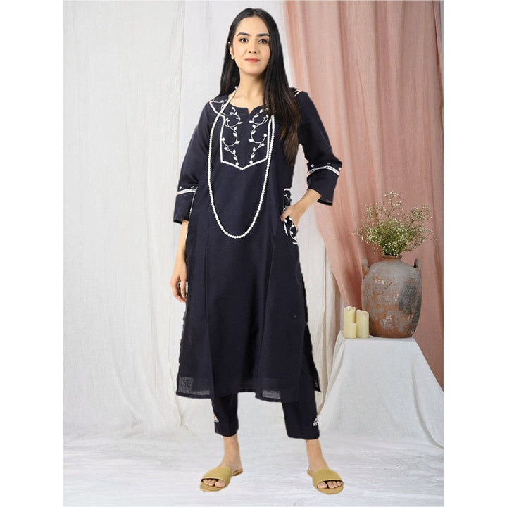 Zuri Black Embroidered Chanderi Kurta Paired With Matching Pant