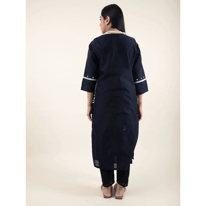 Zuri Black Embroidered Chanderi Kurta Paired With Matching Pant