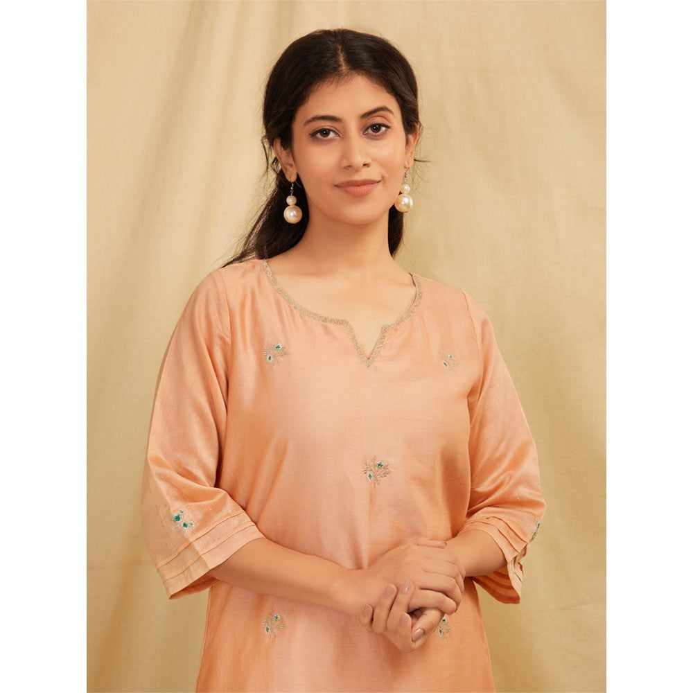 Zuri Peach Embroidered Chanderi Silk Kurta With Pants- Set Of 2