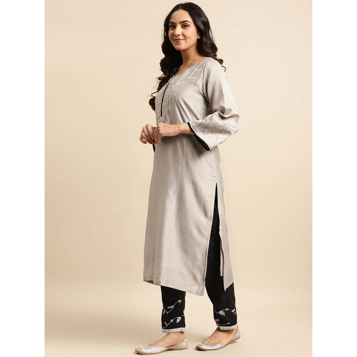 Zuri Grey Embroidered Chanderi Kurta with Embroidered Pant - Set of 2