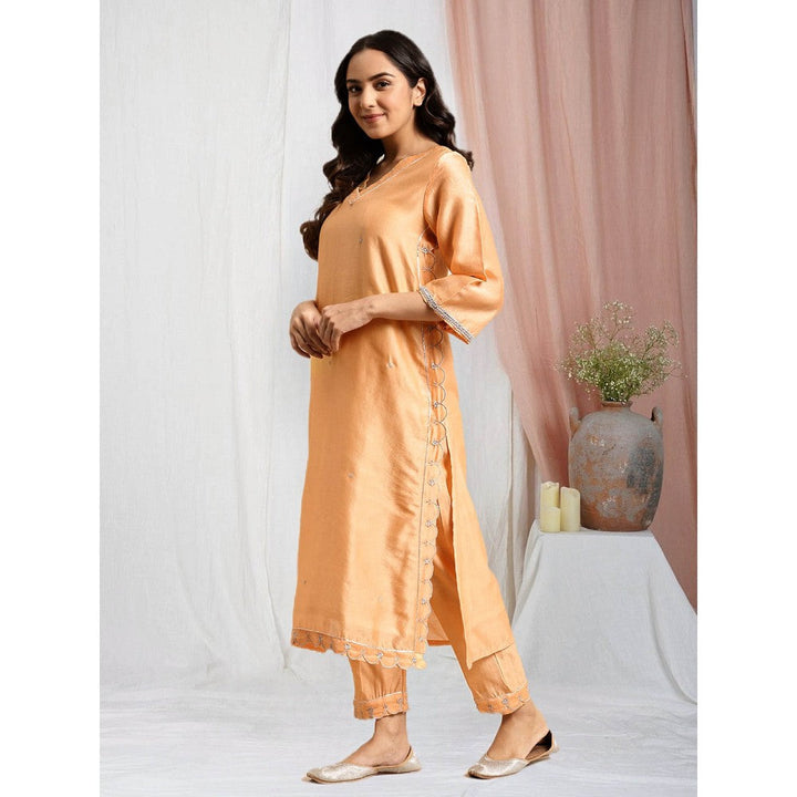 Zuri Orange Scalloped Zari Embroidered Chanderi with Embroidered Pant - Set of 2