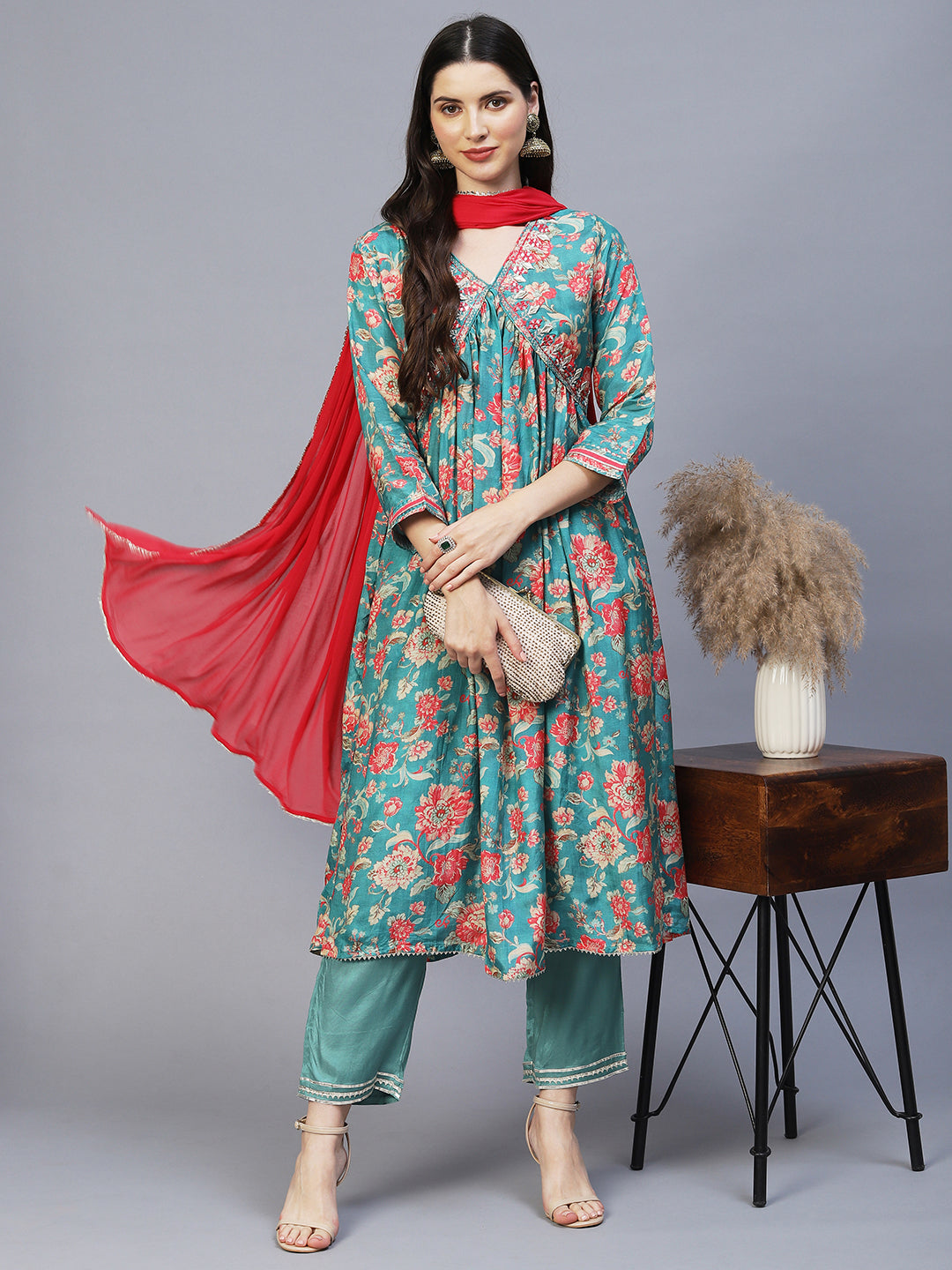 Floral Printed & Embroidered A-Line Kurta With Pant And Dupatta Green