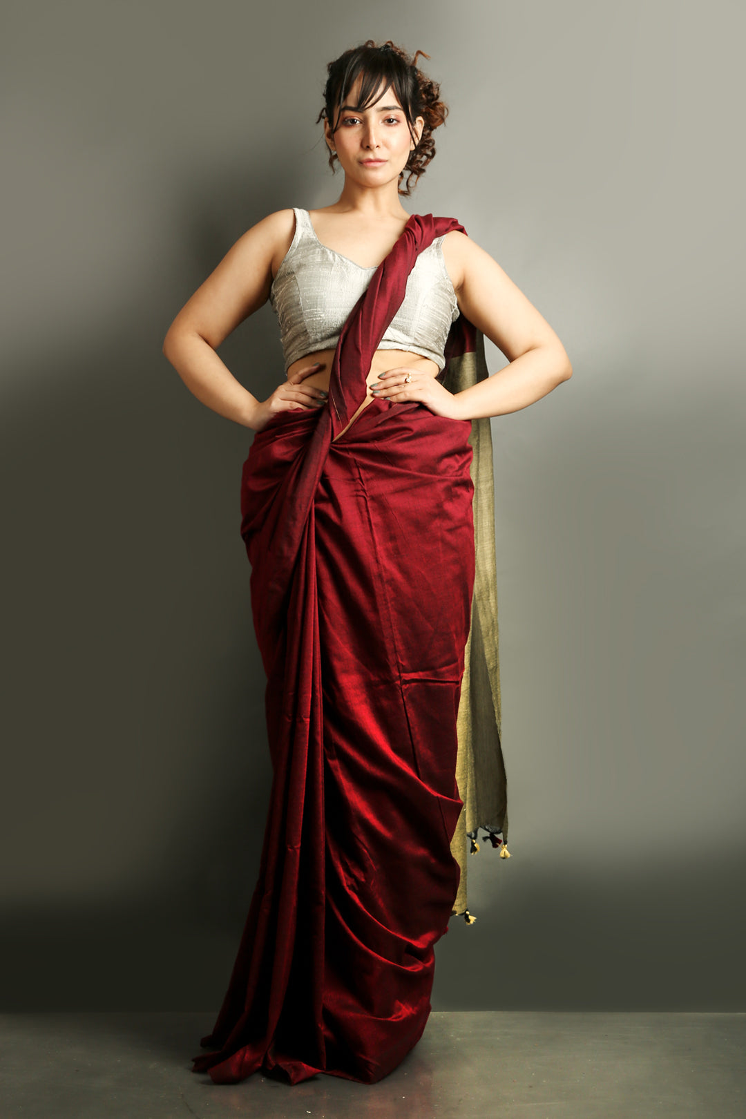Maroon Khadi Cotton Saree With Stone Grey Pallu - charukriti.co.in