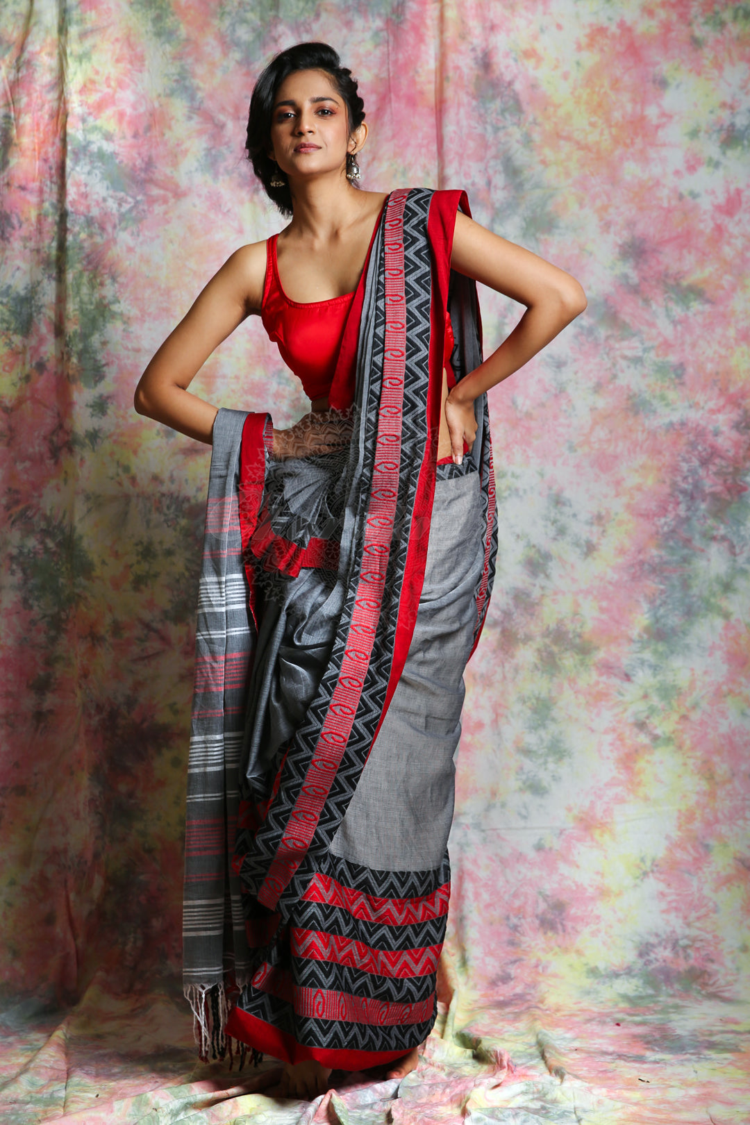 Grey Skirt Border Organic Cotton Saree freeshipping - Charukriti