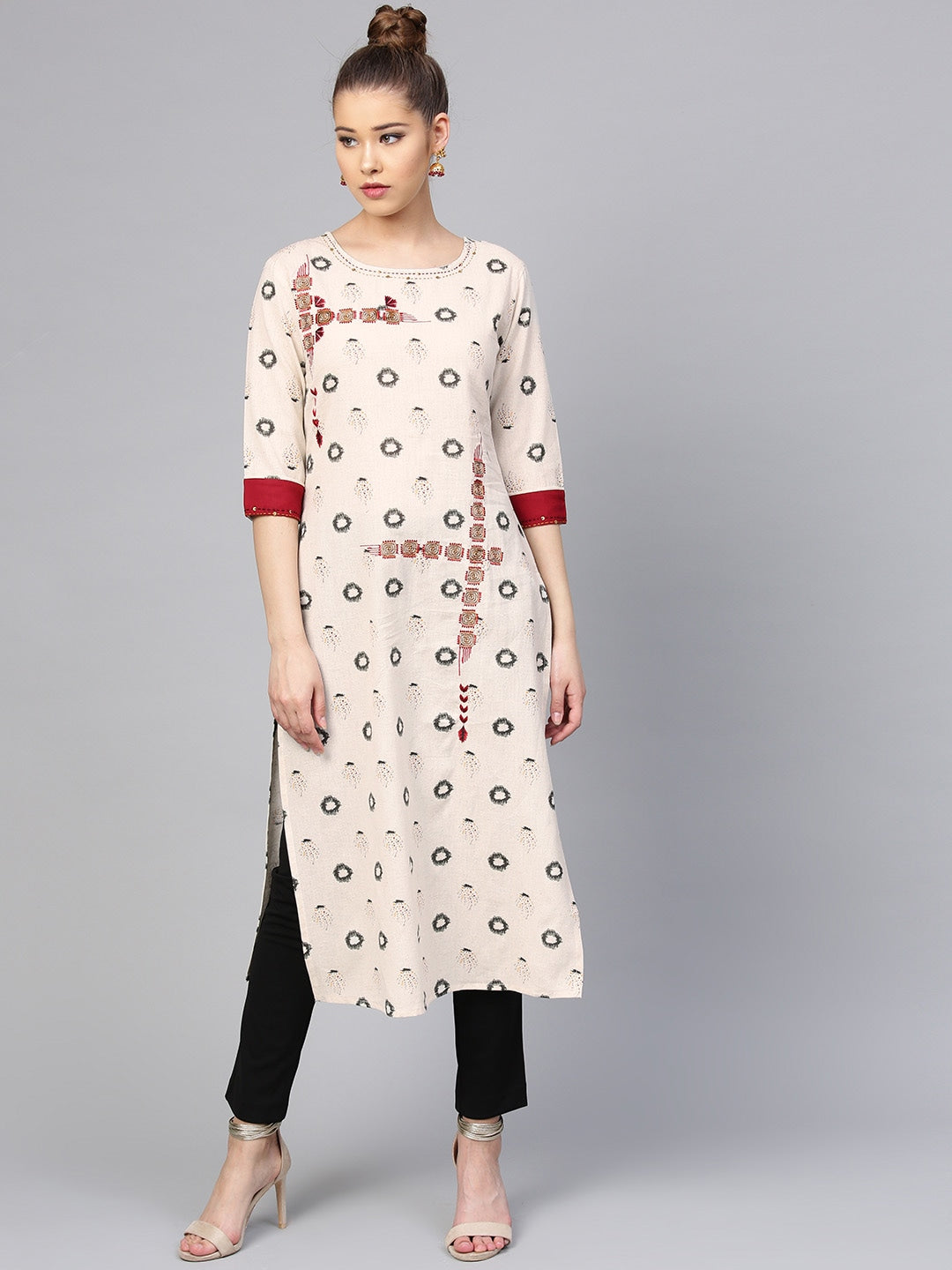 Off-White & Grey Straight Kurta Yufta