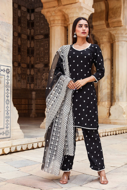 Hairat Black Straight Set