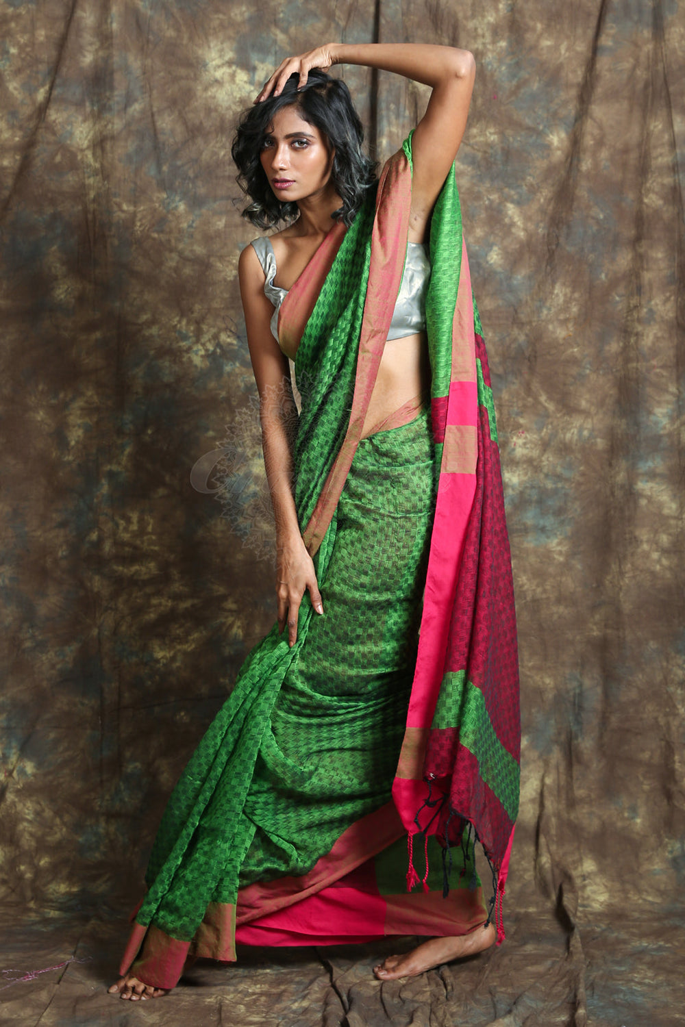 Kelly Green Khadi Handloom Saree With Allover Texture Weaving freeshipping - Charukriti