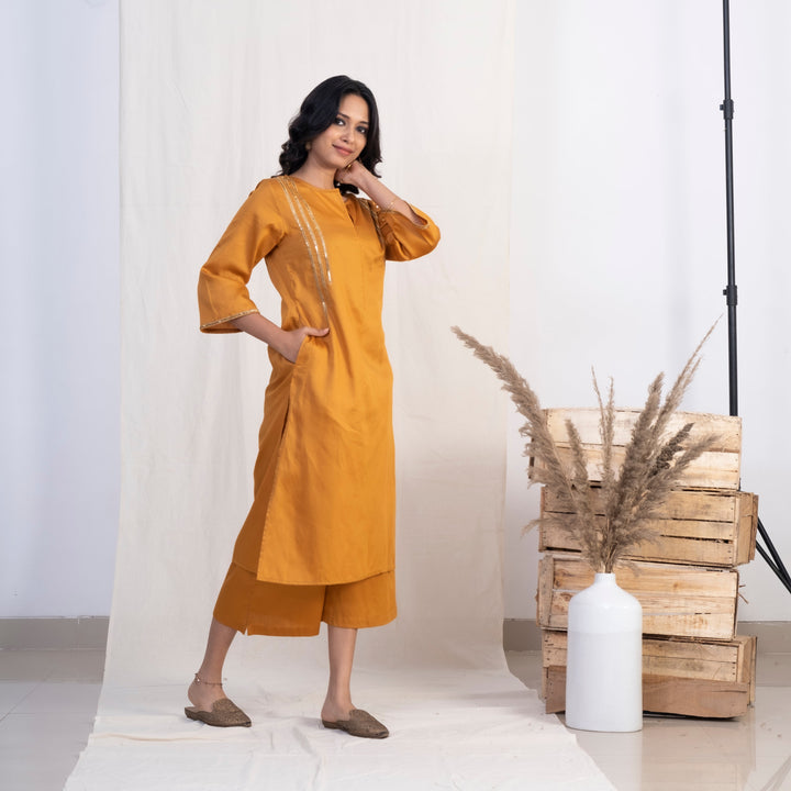 Akiso Gold Round With Front Slit Neck Kurta With Palazzo (Set of 2)
