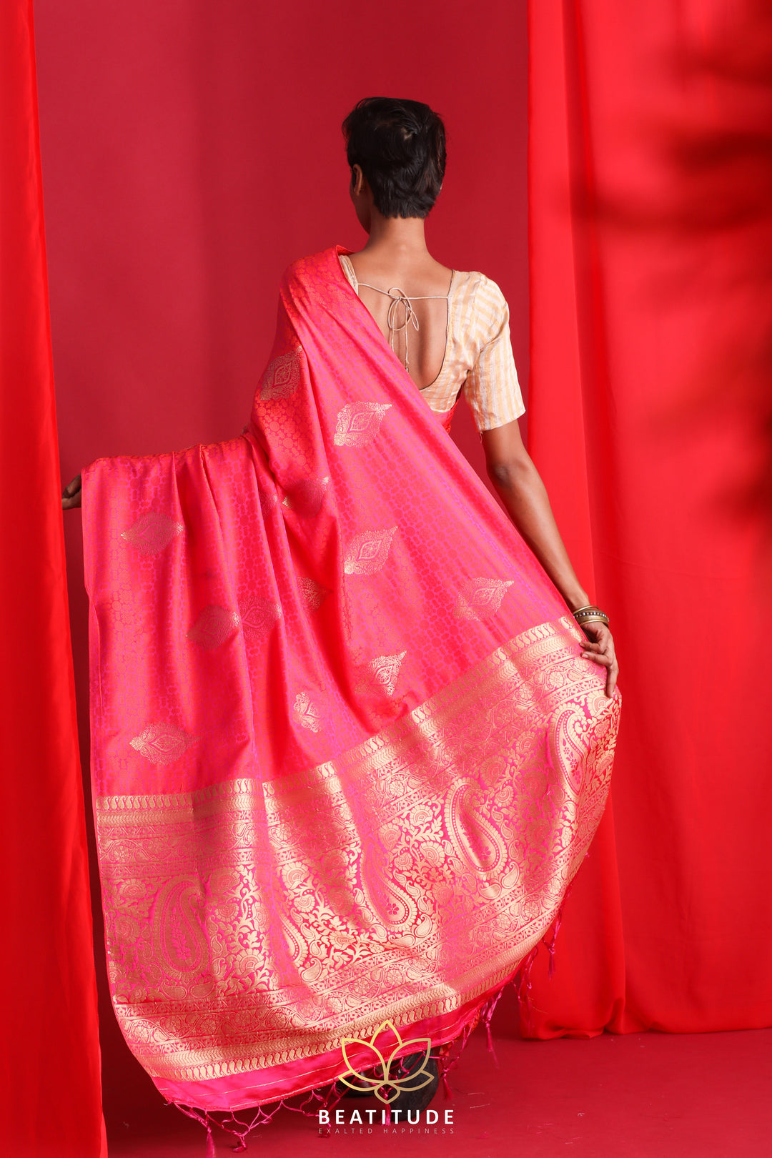 Beatitude Orangeish Pink Banarasi Saree with Unstitched Blouse
