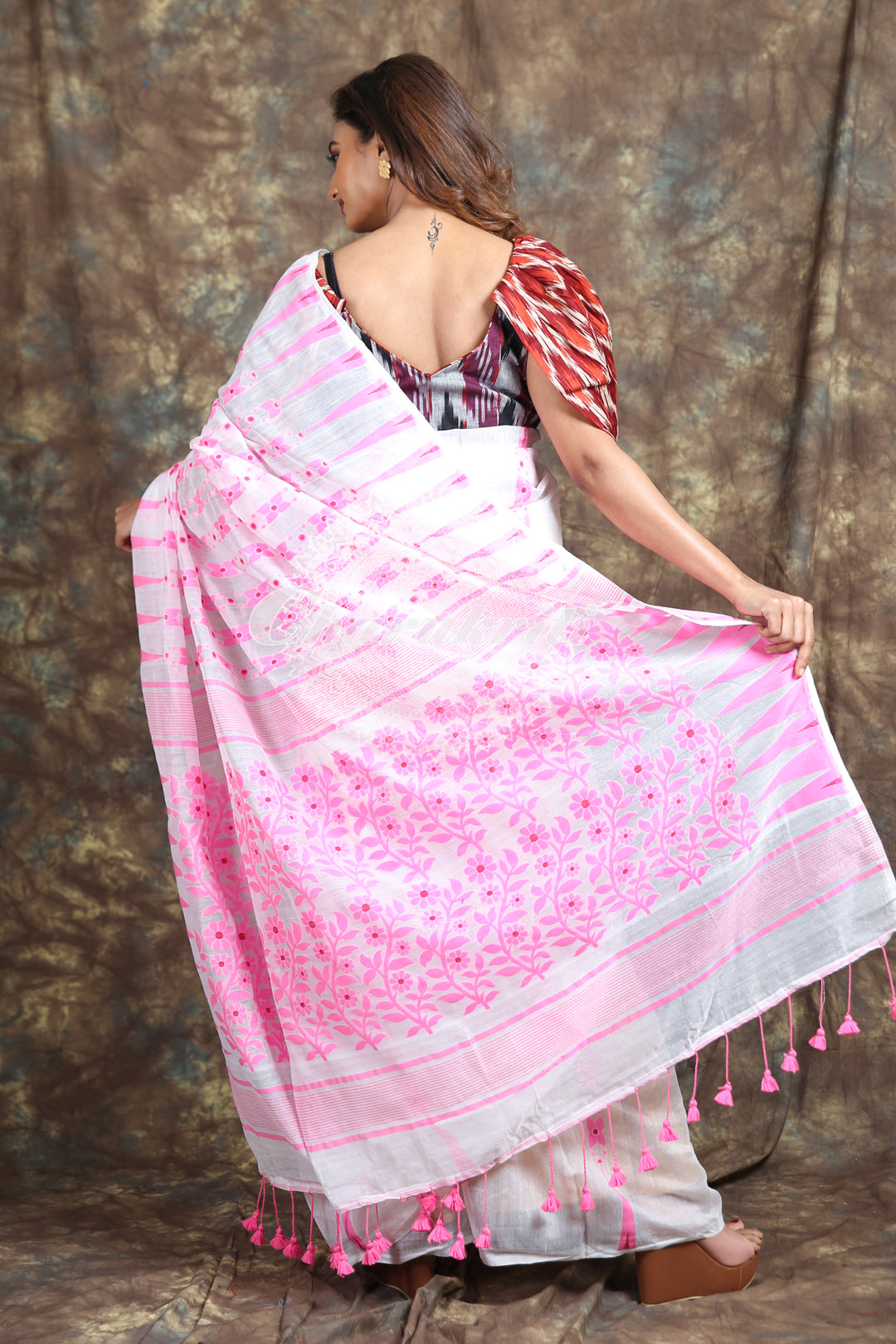 White Jamdani With Pink Thread Weaving Saree And Jhumka Pompom freeshipping - Charukriti