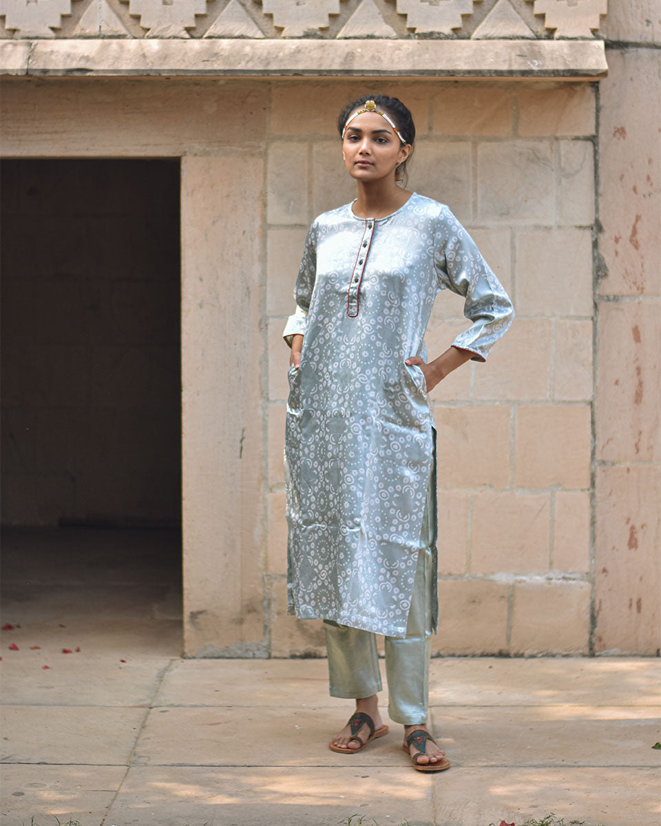 Chidiyaa Bluish Silver Blockprinted Mashru Silk Kurta (Set of 2)