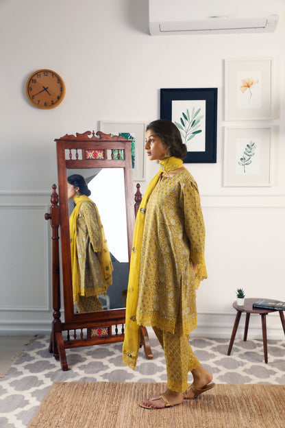Jaya Yellow Set