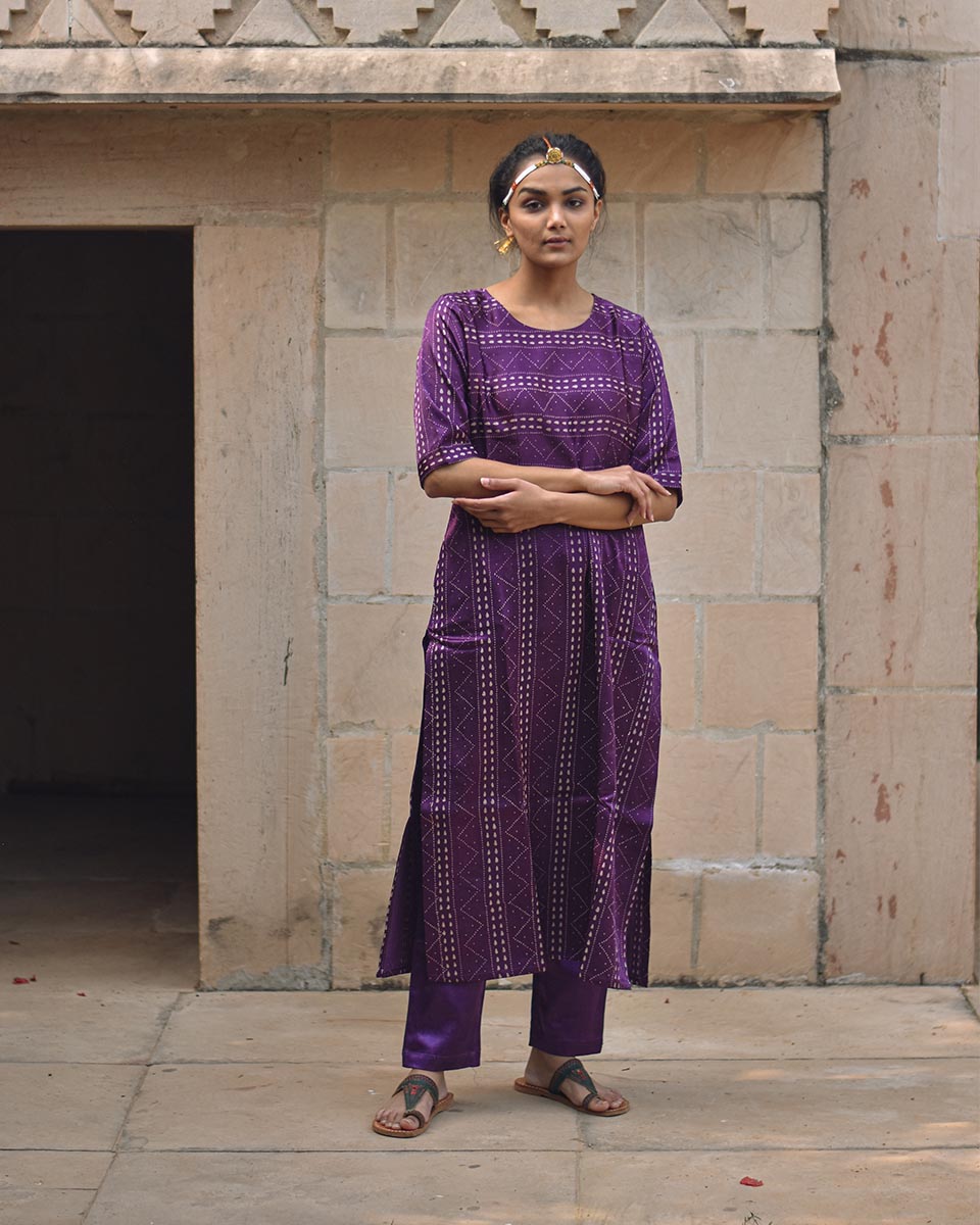Chidiyaa Aubergine Blockprinted Mashru Silk Kurta (Set of 2)
