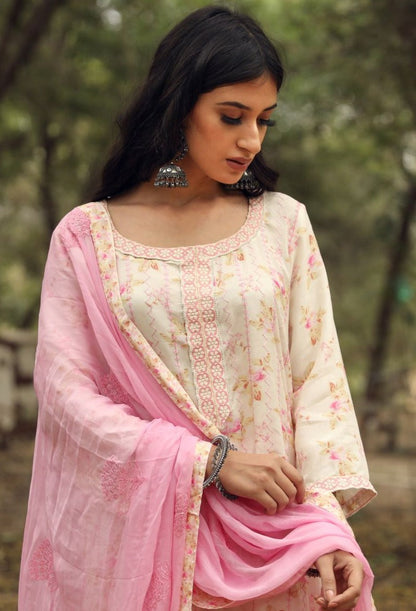 Sara Pink Straight Set