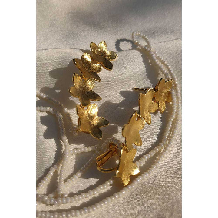 Aarjavee Gold Mogra Cuffs