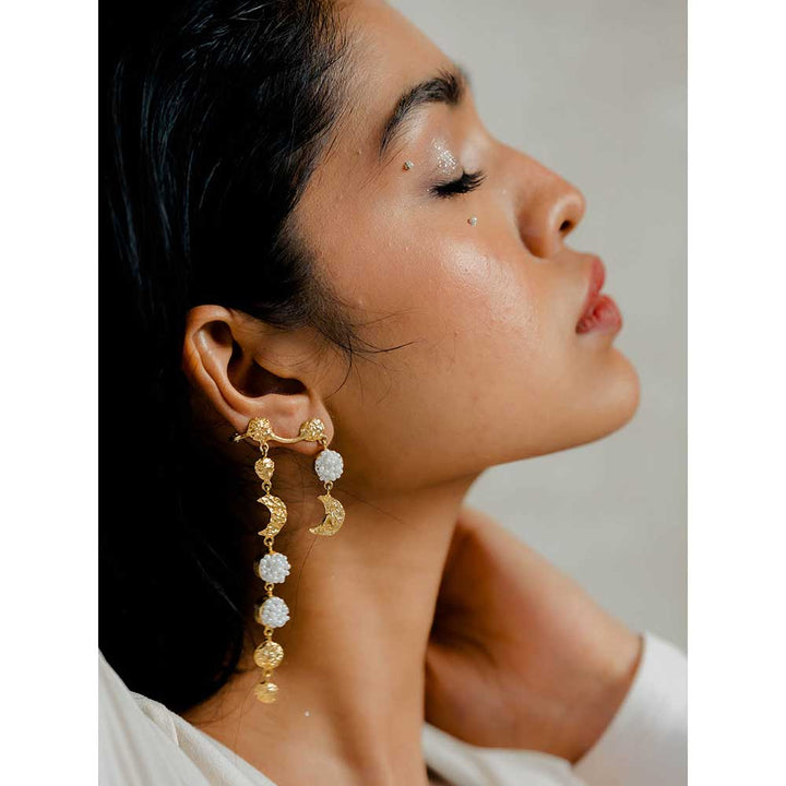 Aarjavee Chandni Golden Earring