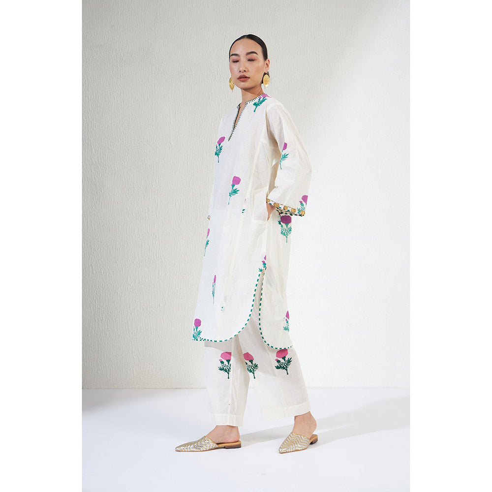 Aavidi By Dimple Gulnar Off White Floral Co-ord (Set of 2)