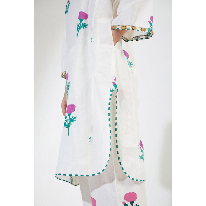 Aavidi By Dimple Gulnar Off White Floral Co-ord (Set of 2)